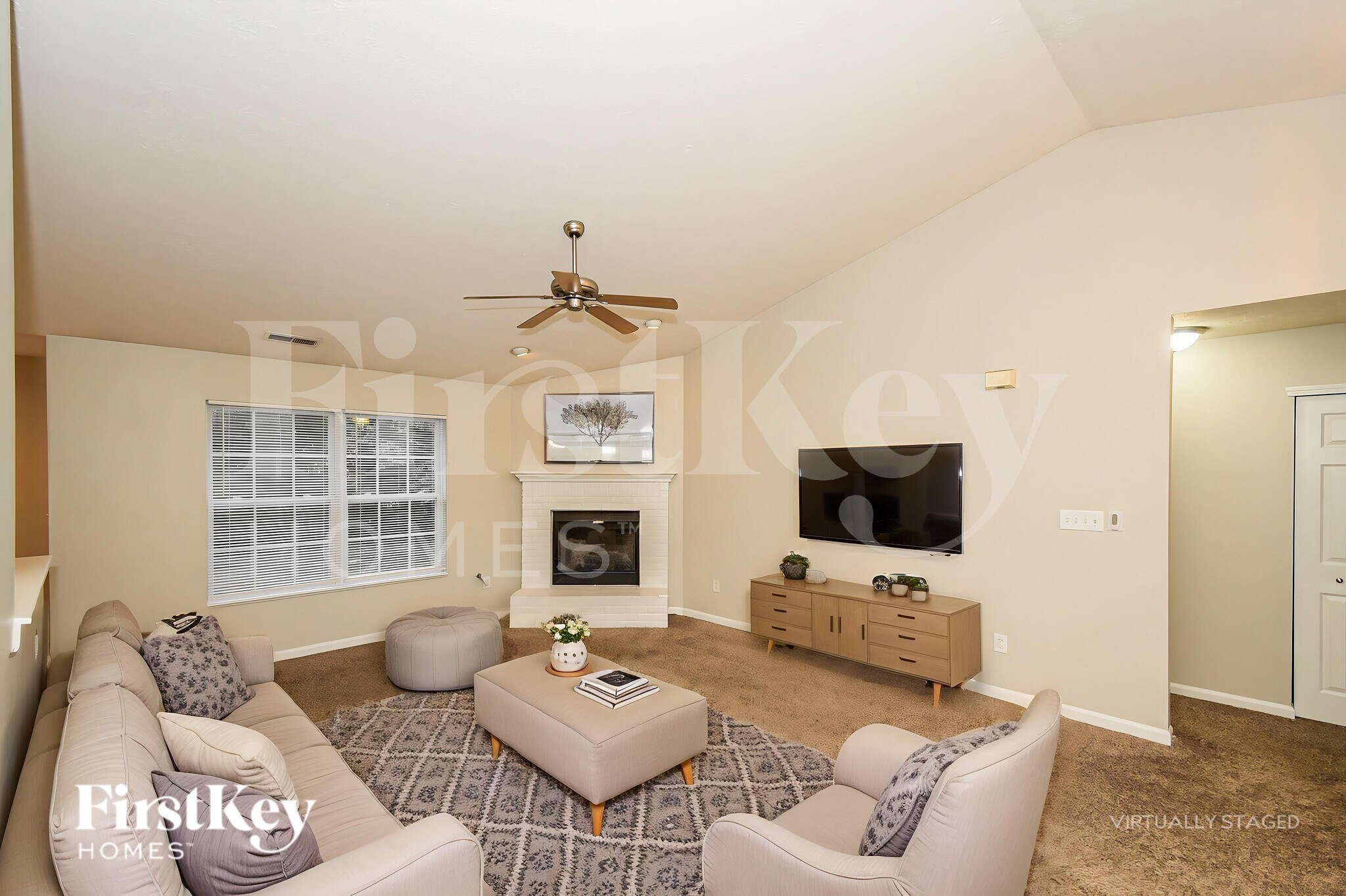 Building Photo - 7044 N Mesquite Ct