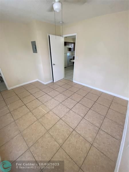 Building Photo - 1030 NW 3rd Ave