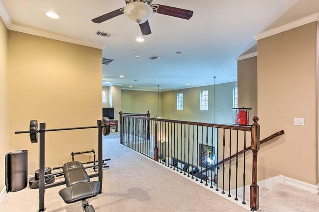 Building Photo - 4745 Durham Dr