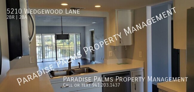 Building Photo - 5210 Wedgewood Ln