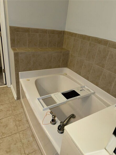 Building Photo - 2095 Silas Way NW