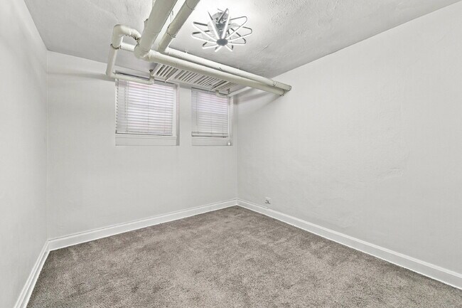 Building Photo - 1,795.95, 2-bedroom, 1-bathroom Updated in Great Denver Location!