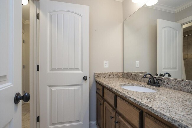 Building Photo - 7002 Brindle Ridge Way