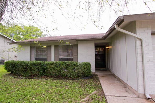 Building Photo - 7900 Whitsun Dr