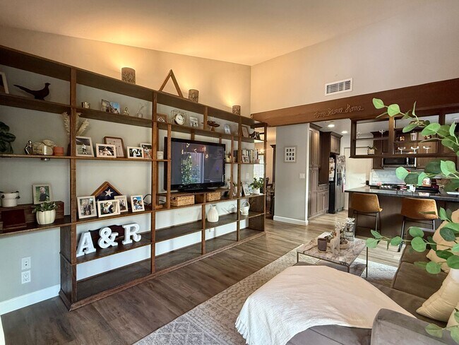 Building Photo - Ranch Style Home in Rancho Pondarosa Community