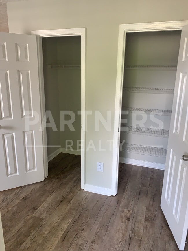 Interior Photo - Eastbrook Apartments 1 & 2 (PI)
