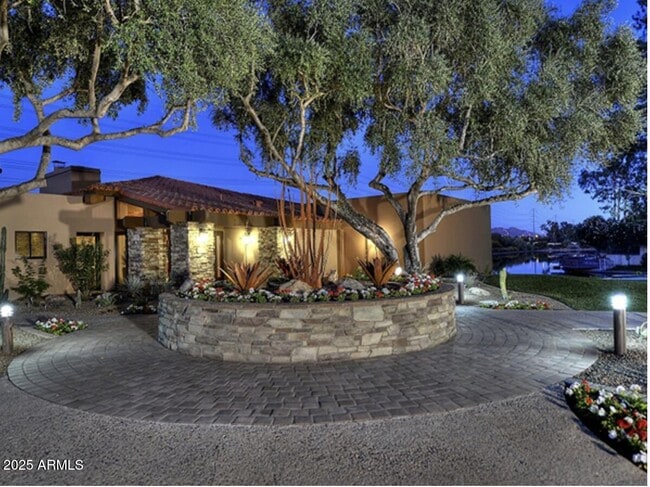 Building Photo - 10546 E Topaz Cir