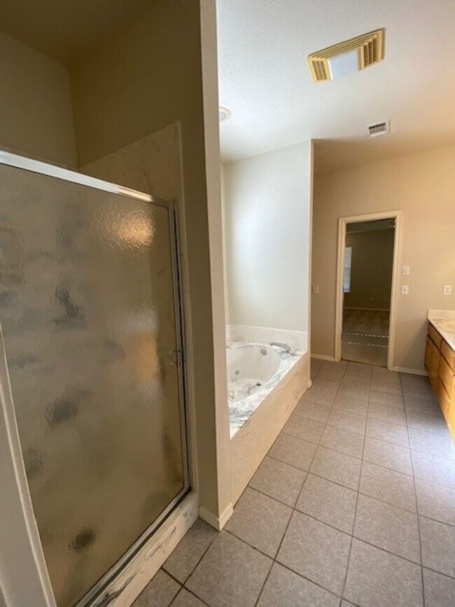 Building Photo - Coming Soon!!!!!  Union schools: 4 bedroom...