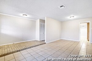 Building Photo - 8138 Raritan St