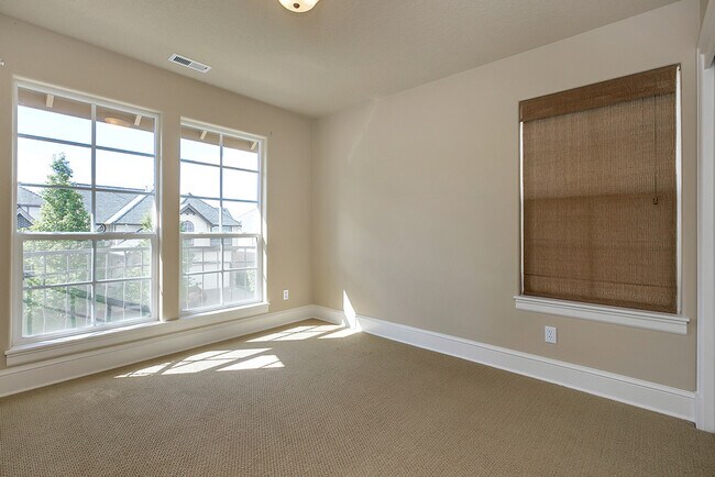 Building Photo - Amazing 4 Bedroom | 2.5 Bathroom Single Family Home| Exclusive Bauer Highlands Community