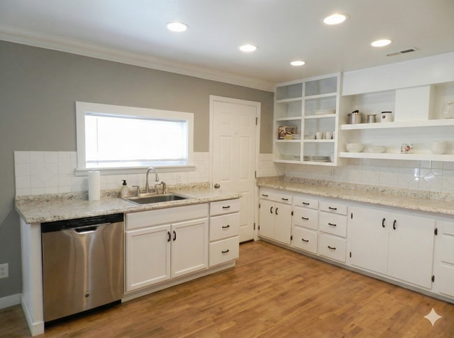 Building Photo - Fully renovated 2-BR Home – Space for Everything!