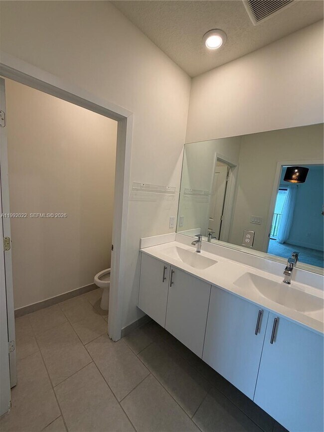 Building Photo - 4470 NW 83rd Ave