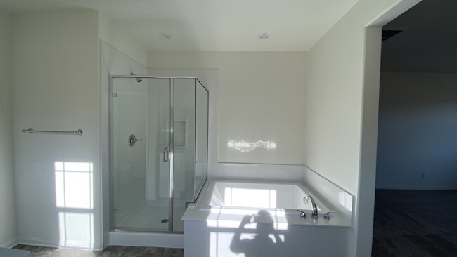 Building Photo - 24603 Fair Oaks Ln
