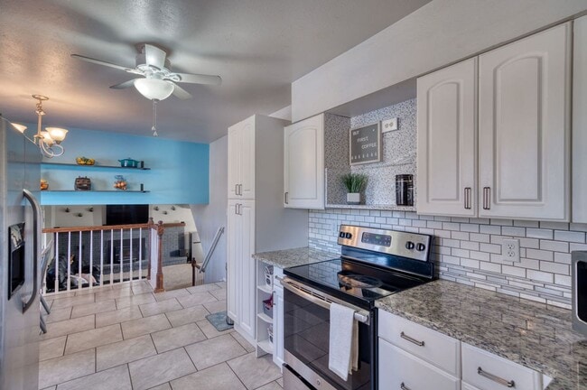 Building Photo - Charming 4 Bed 2 Bath Home in 80917!!!