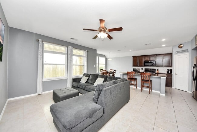 Building Photo - 3714 Tirranna Dr