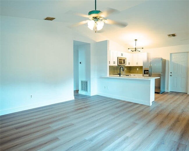 Building Photo - 1262 Jeffords St