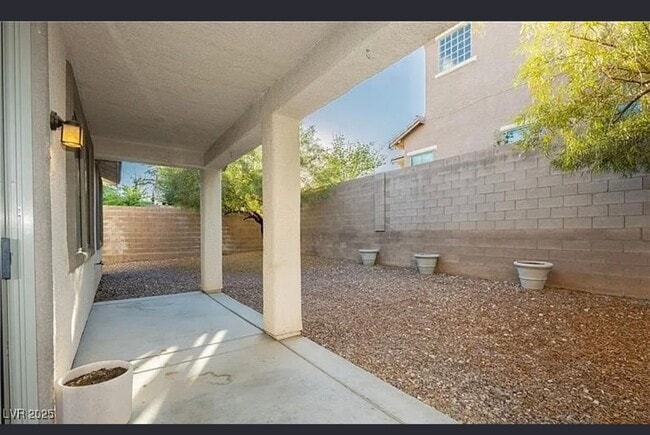 Building Photo - Beautiful 3-Bedroom + Loft Home for Rent in Summerlin! $1000.00 Off 1st Month Rent