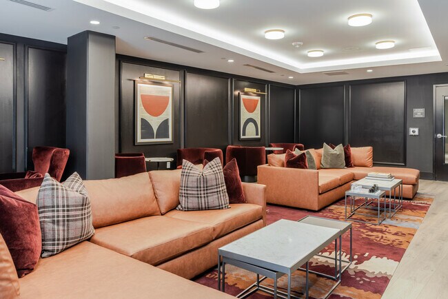 Building Photo - 1 Adrian Ct