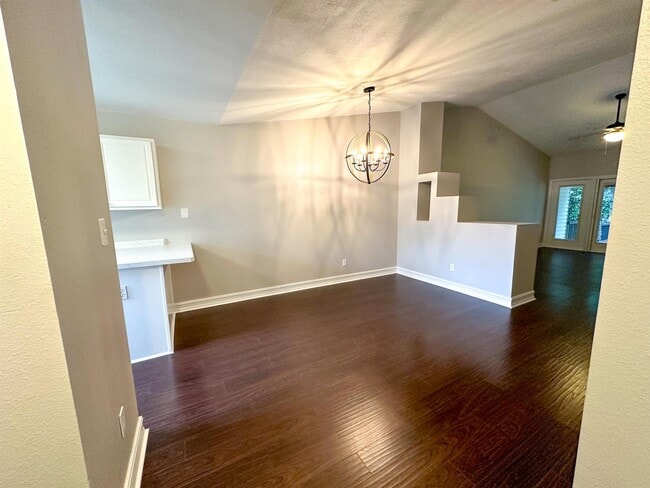 Building Photo - 7410 Heide Hill Trce