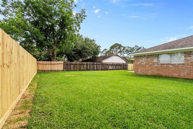 Building Photo - 1814 Hanbury Ct