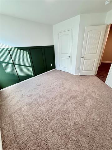 Building Photo - 1052 Decker Dr