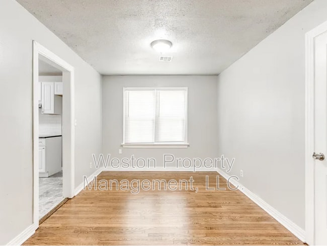 Building Photo - 1217 NE 43rd St