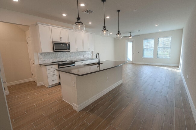 Building Photo - 4819 Indio Trl