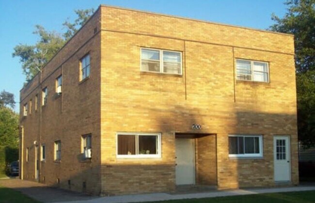 Building Photo - 700 High St