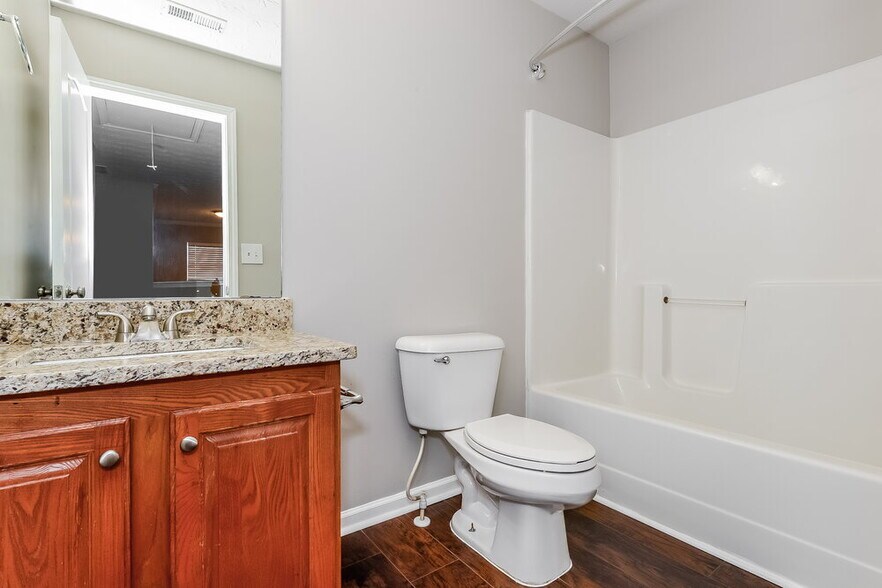 Building Photo - 6432 E Meyer Dr