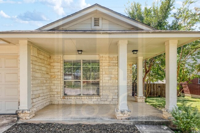 Building Photo - 1011 Burgess Dr