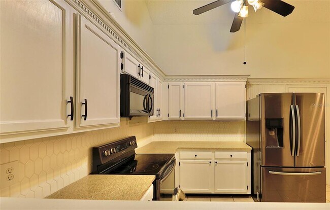Building Photo - 3816 Pebble Ct