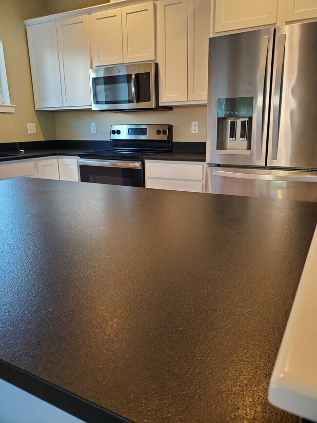 Building Photo - 4778 Beach Ln