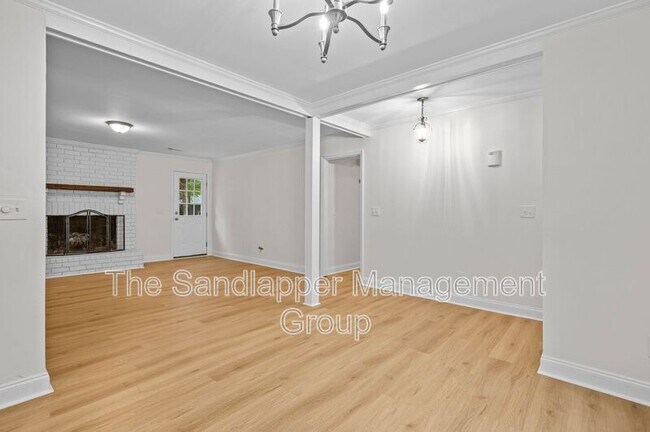 Building Photo - 827 O'Sullivan Dr
