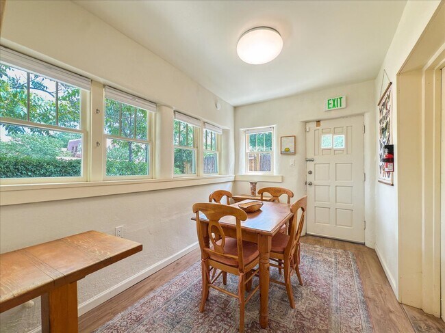 Building Photo - 419 Orchard Dr