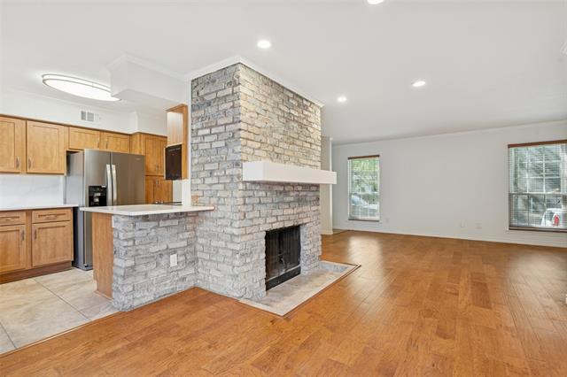 Building Photo - 4402 Buena Vista St