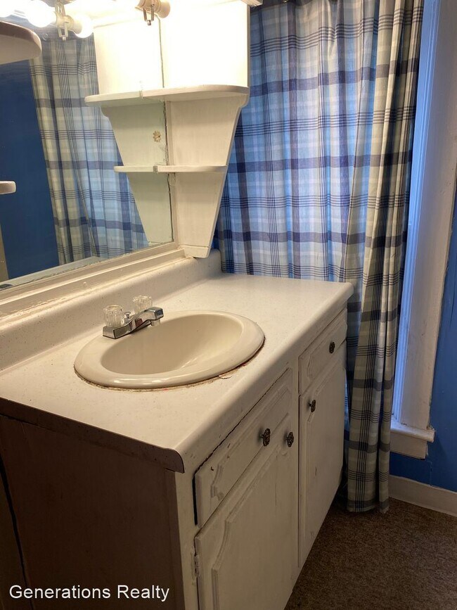 Building Photo - 2 br, 1 bath House - 542 Pearl Street