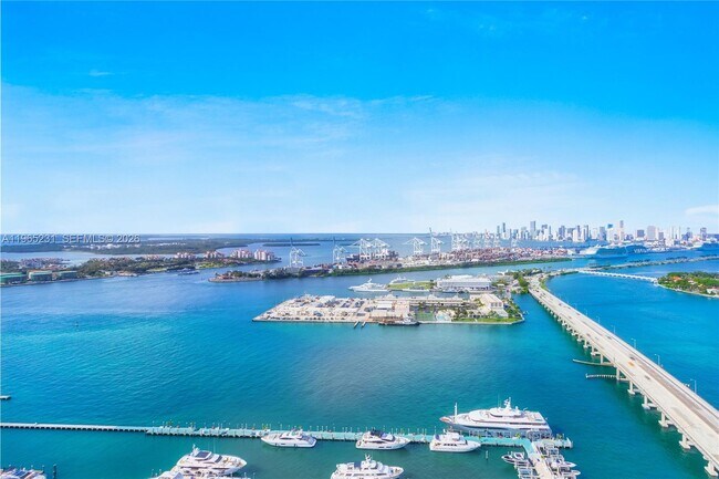 Building Photo - 450 Alton Rd