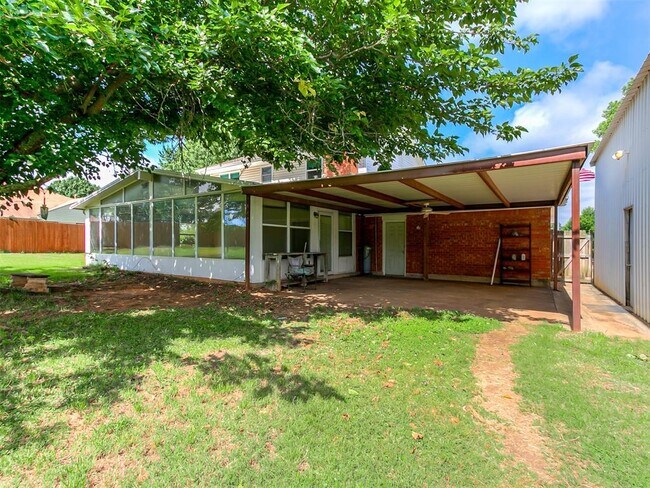 Building Photo - 1170 Mockingbird Cir
