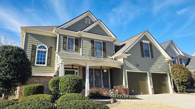 Building Photo - 203 Elmbrook Ln