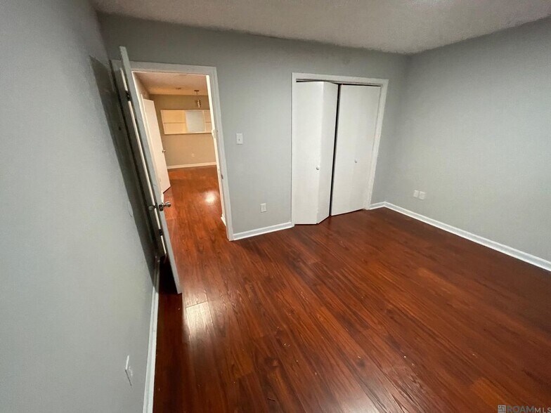 Building Photo - 5124 Brightside View Dr