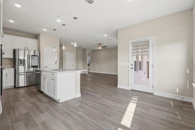 Building Photo - 9922 Michael Irvin St