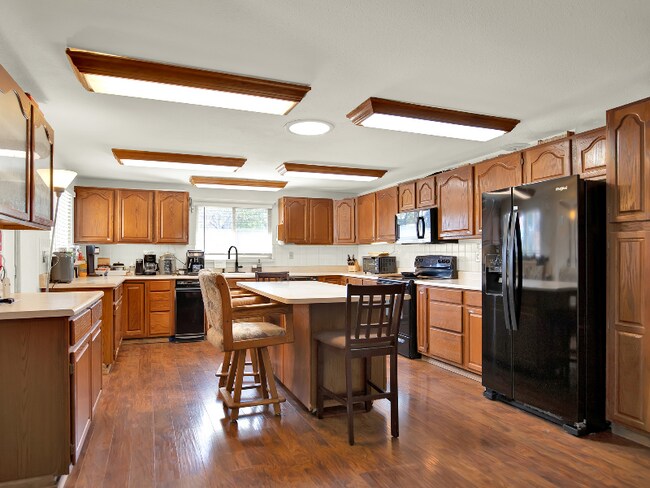 Building Photo - 13005 Lowell Ct
