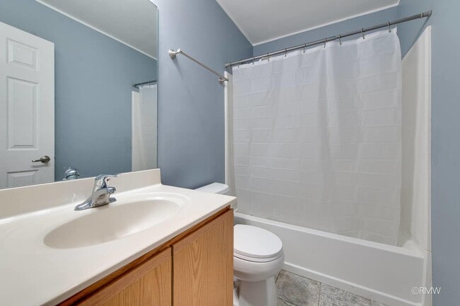 Building Photo - 16556 Willow Walk Dr