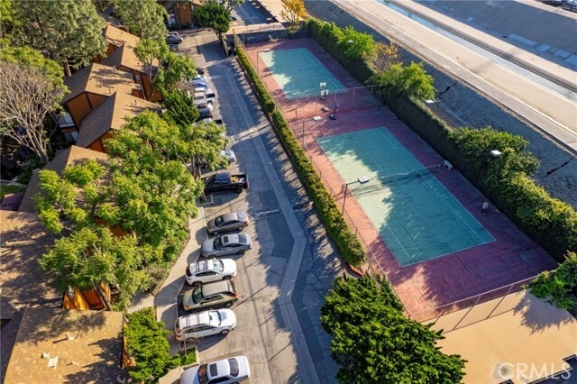 Building Photo - 10614 Shoreline Dr