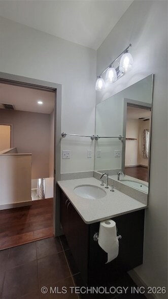 Building Photo - 1430 S Quincy Ave