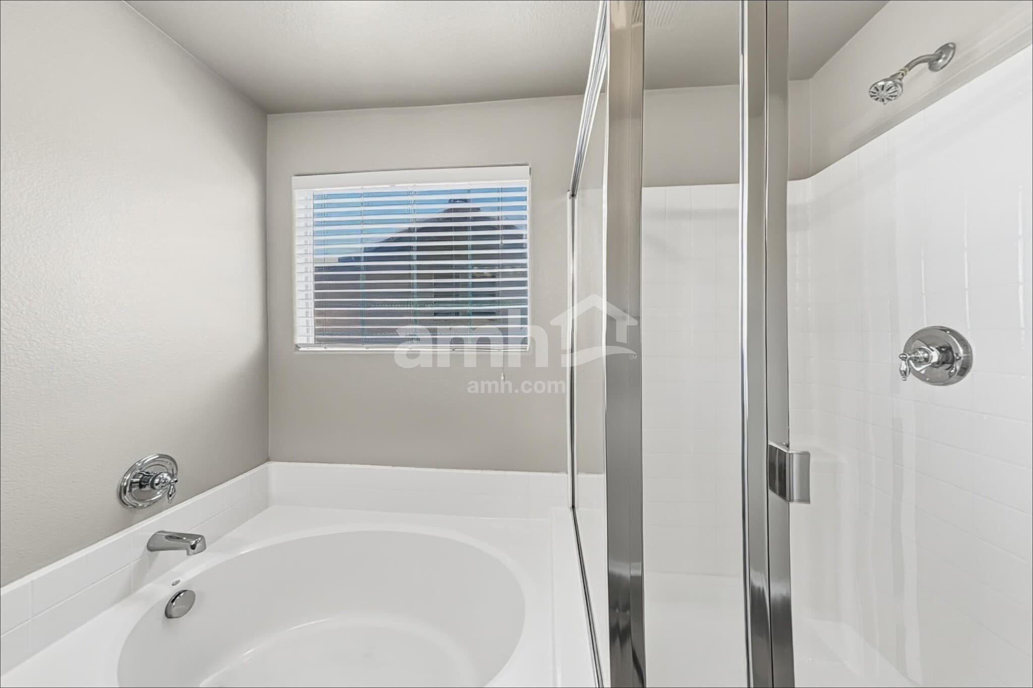 Building Photo - 10625 Mountain Stream Ct