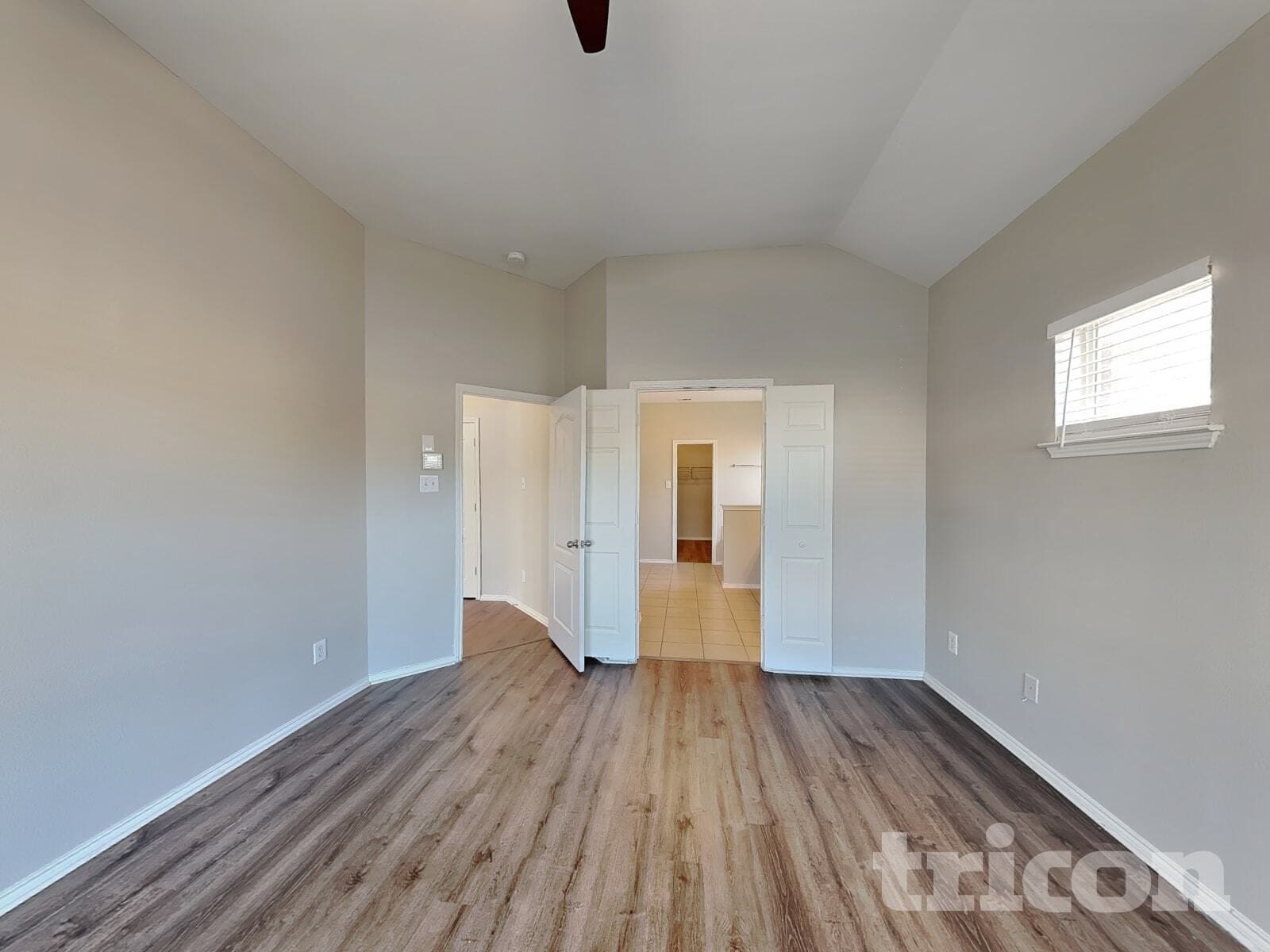 Building Photo - 5824 Somerton Dr