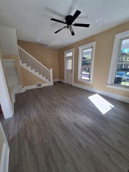 Living room - 1744 Park Ave