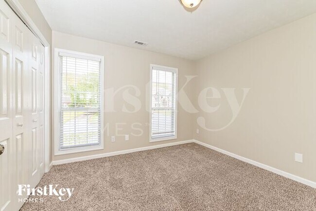 Building Photo - 3496 Heathervale Way SW