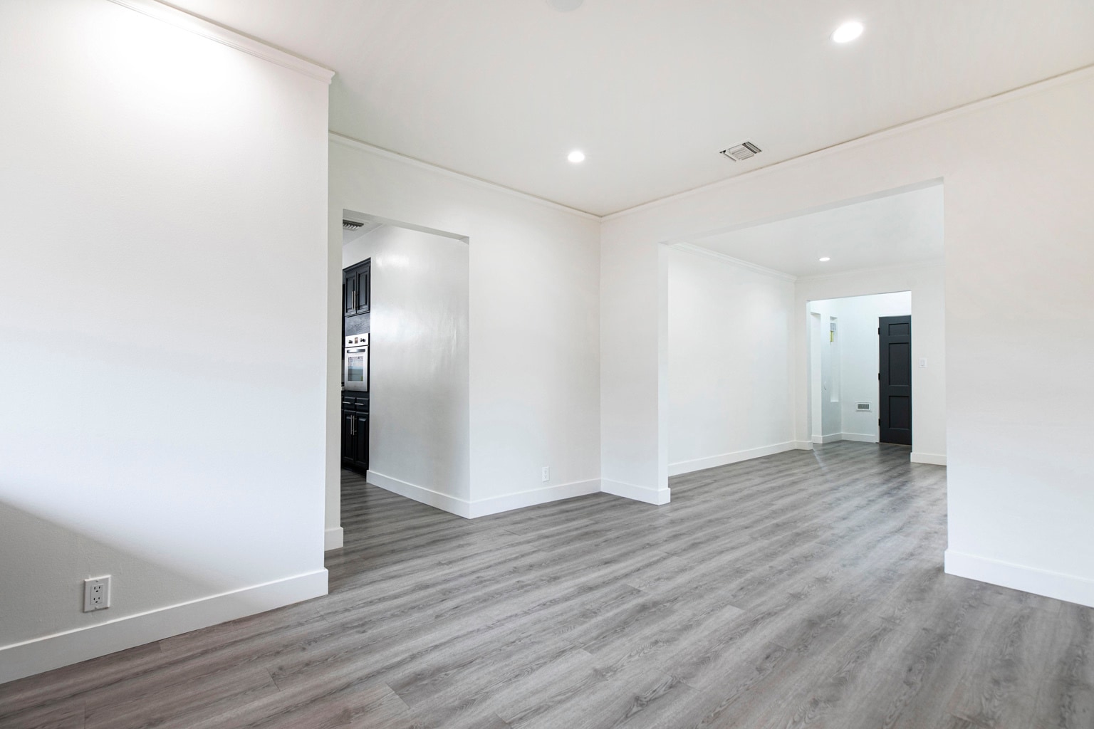 Building Photo - 4335 Sunnyslope Ave